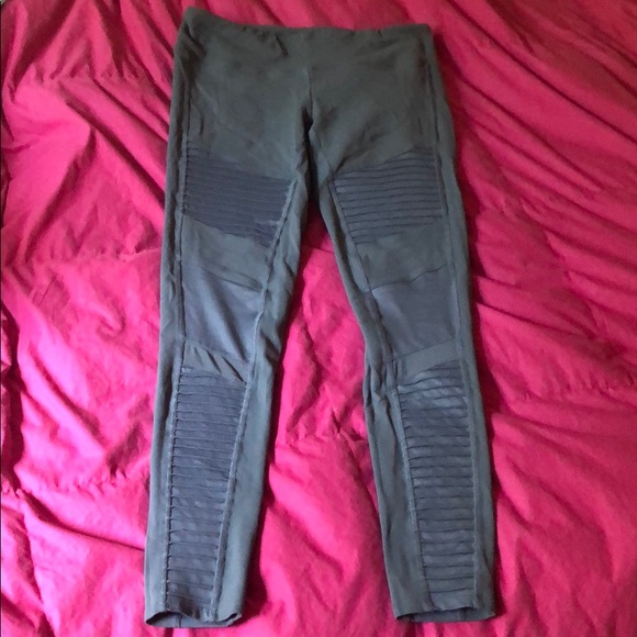 Alo Grey Moto Legging - Picture 1 of 3